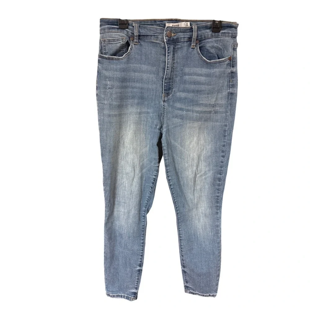 JustFab Womens High Waisted Skinny‎ Jeans Light Wash Distressed Size 33